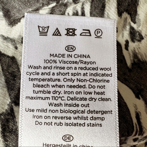 Hobbs Floretta Houndstooth Check Blouse | US 6 - Picture 10 of 10